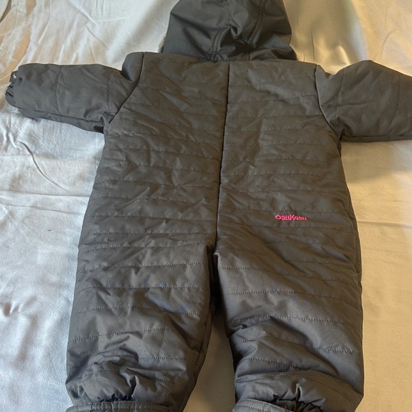OshKosh B'gosh Pink and grey Snowsuit with Faux Fur Hood - Picture 7 of 7